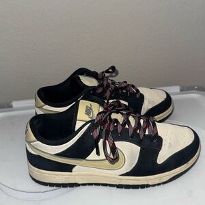 Nike Black and Cream Low-Top Sneakers